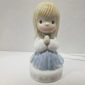 Vintage Precious  Moments Lamp/Night Light .